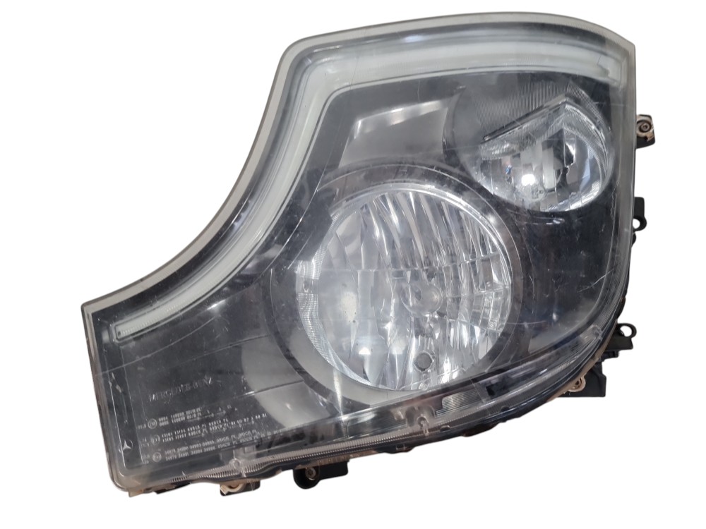 Farol Esquerdo Mercedes Actros 2651 2022 A9618207061 Esquerdo 4