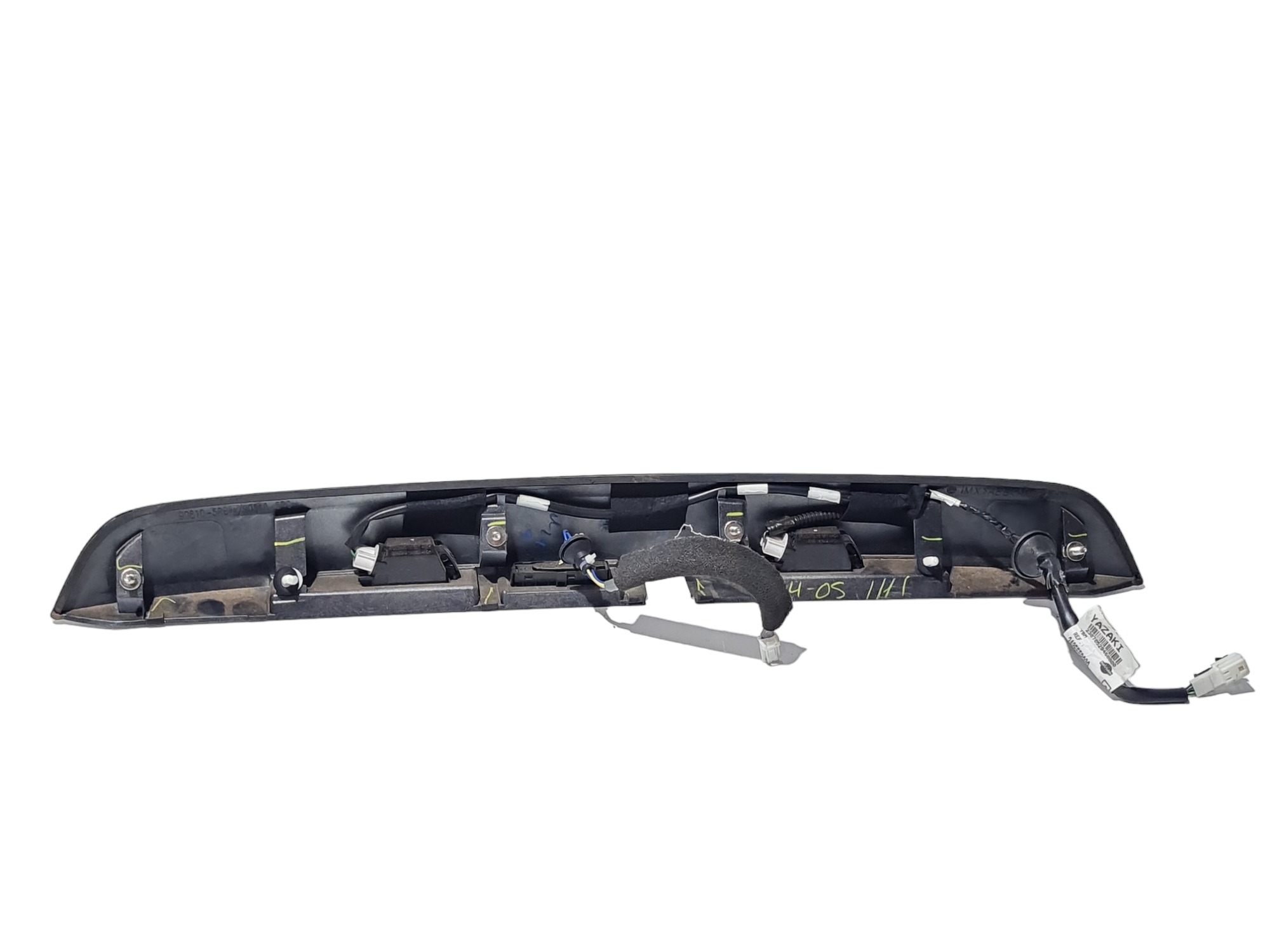 Moldura Luz Placa Traseira Nissan Kicks 2024 Cinza 3