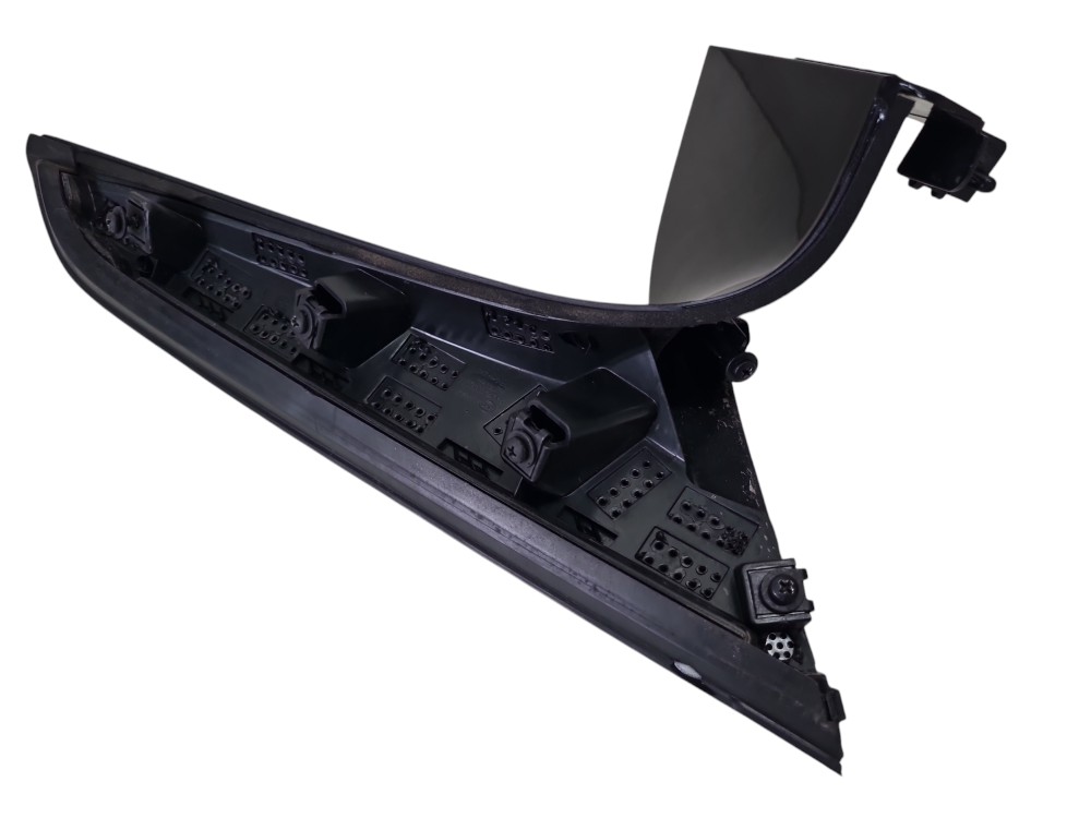 Moldura Esquerda Aerofolio Byd Song Plus 2024 Sa3f-6302232 7