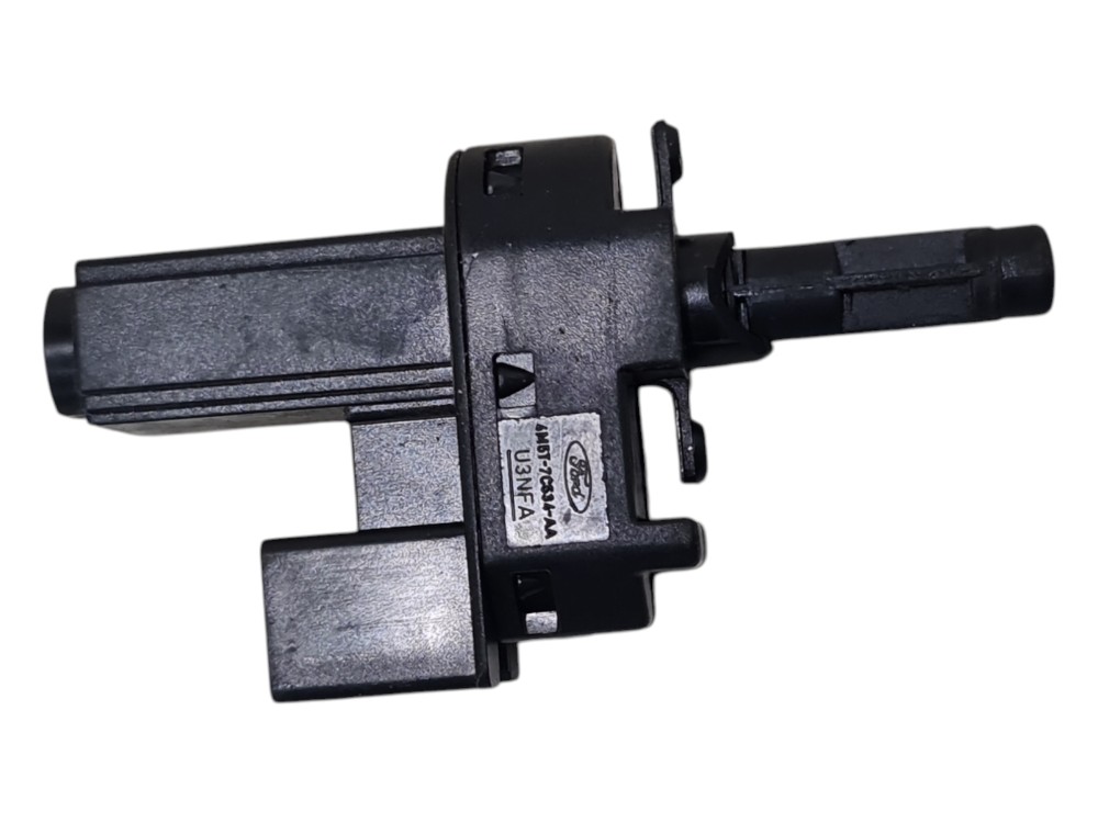 Sensor interruptor pedal embreagem ford fiesta 1.5  2014 15