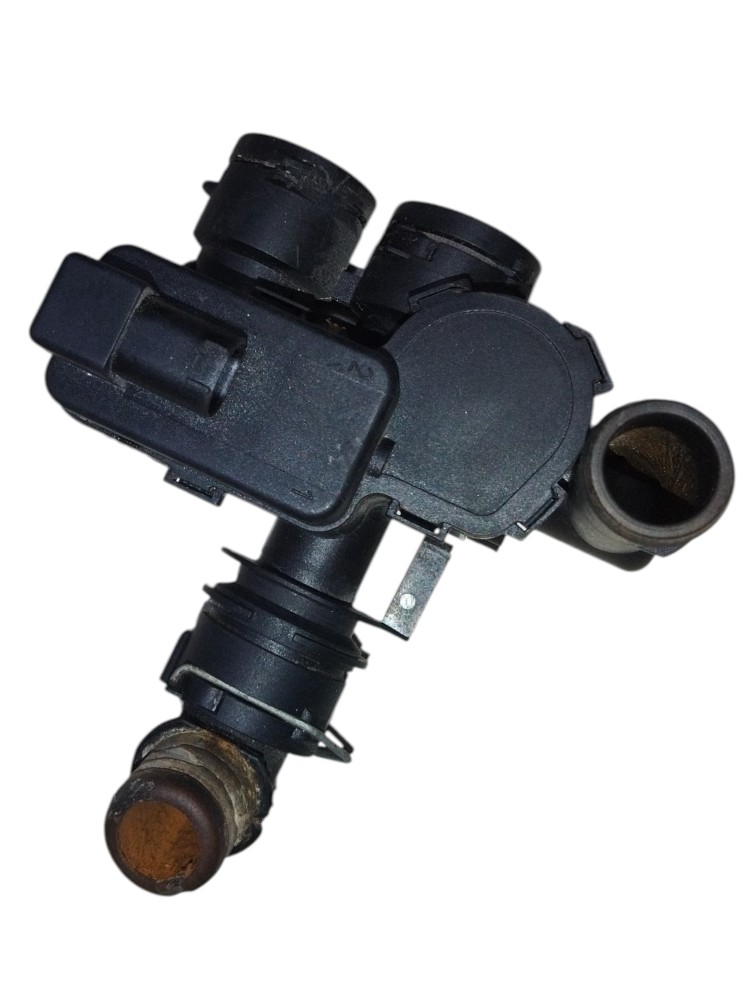 Válvula Aquecedor de Água Mercedes CLS 500 2005 A2118320584 4
