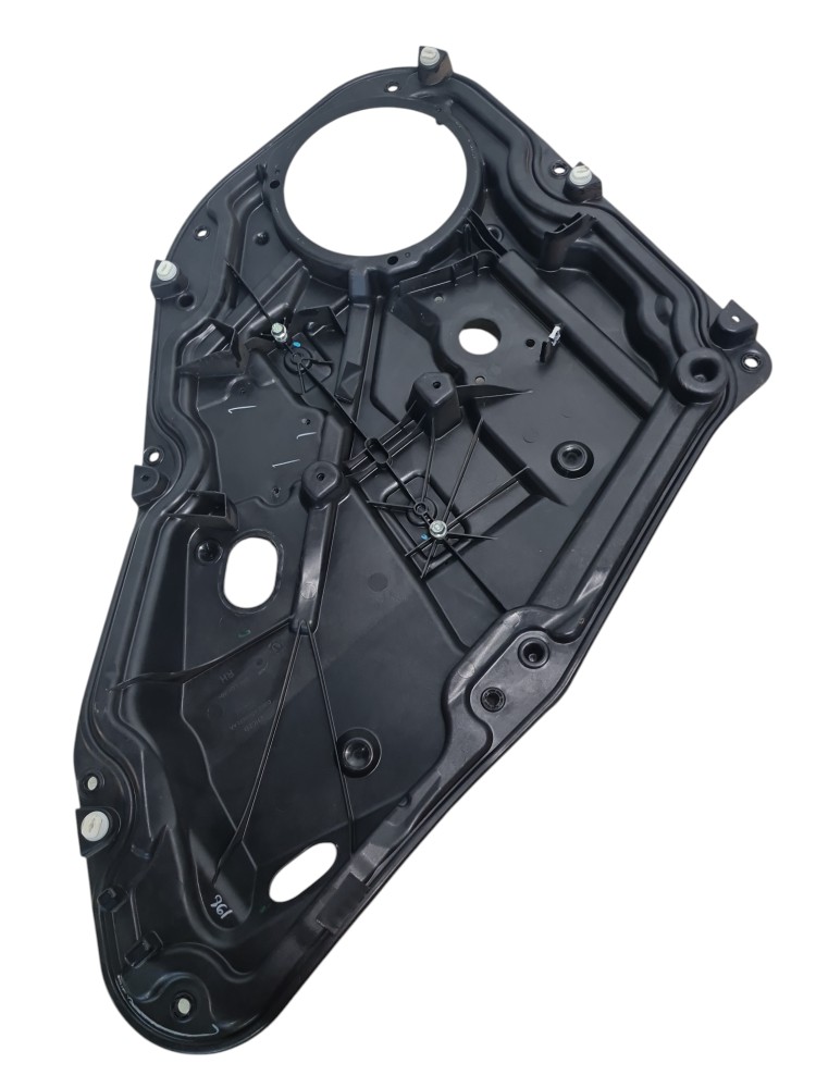 Suporte forro porta traseira direita ford new fiesta 2015