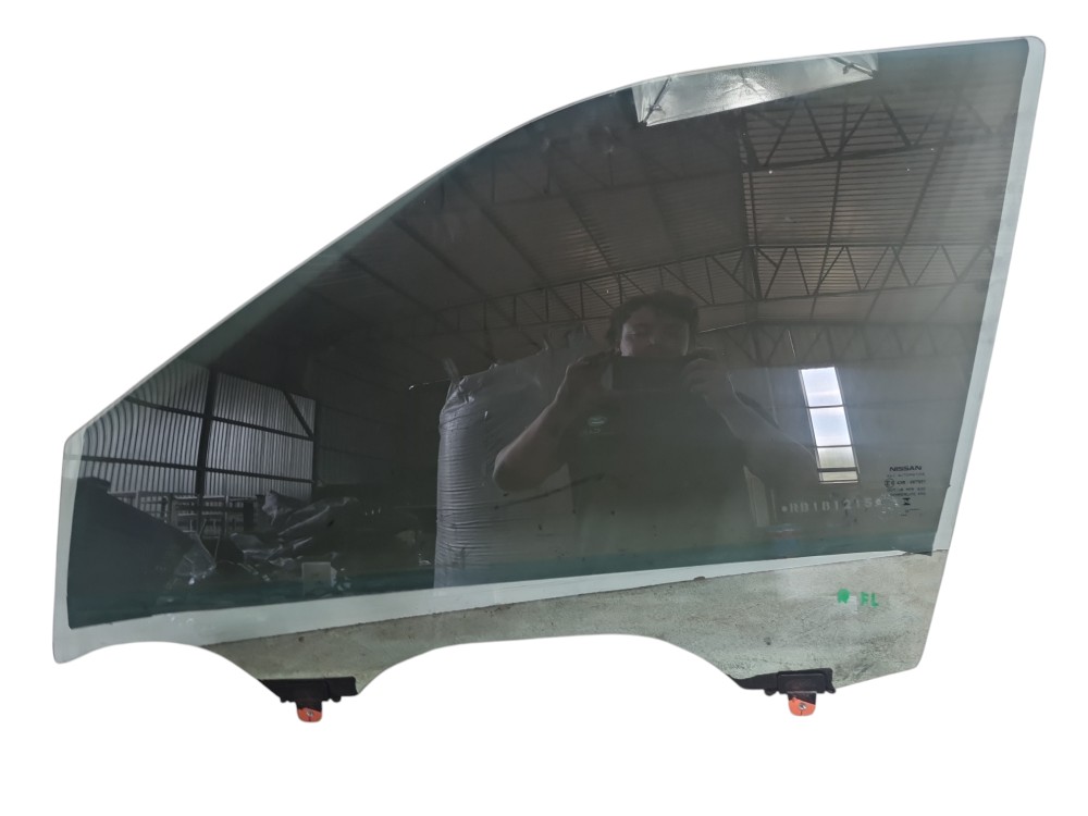 Vidro Porta Dianteiro Esquerdo Nissan Kicks 2023 2024 4