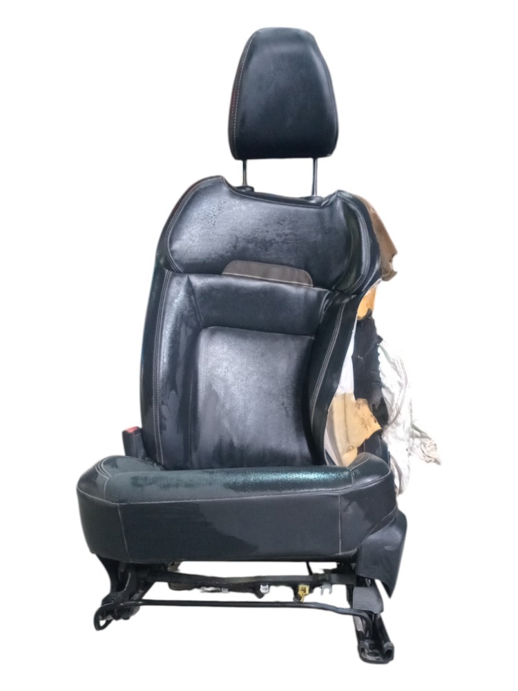 Banco motorist dianteiro esquerdo Nissan Kicks ano 2025 2025