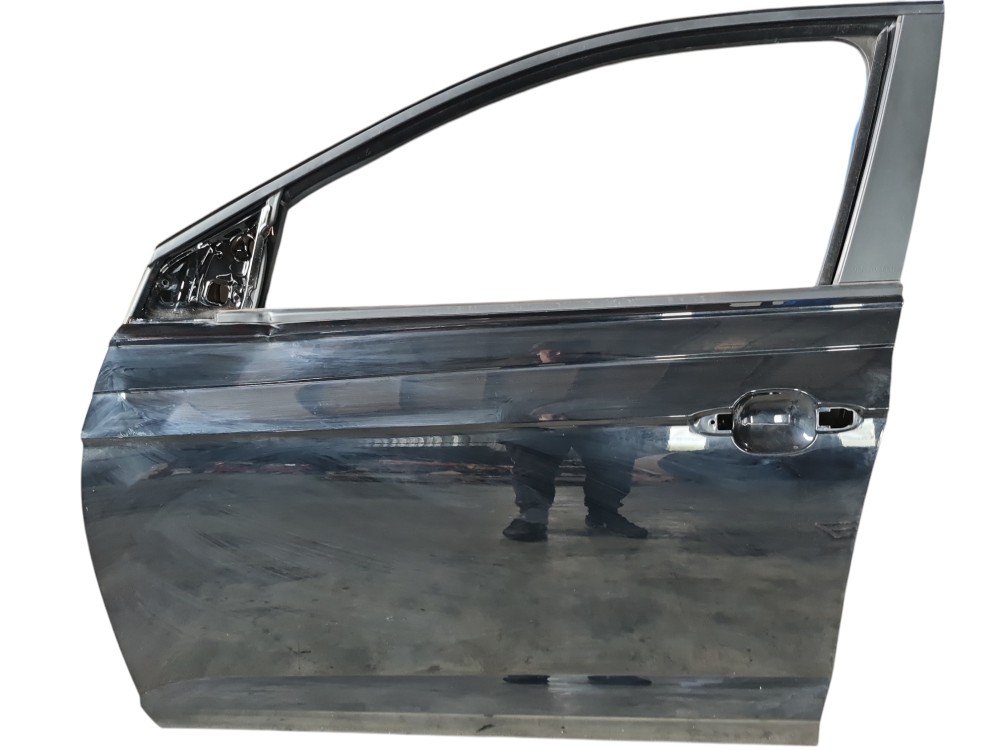 Porta Dianteira Esquerda Vw Polo 2024 Original Detalhe  Dianteira Esquerdo 3