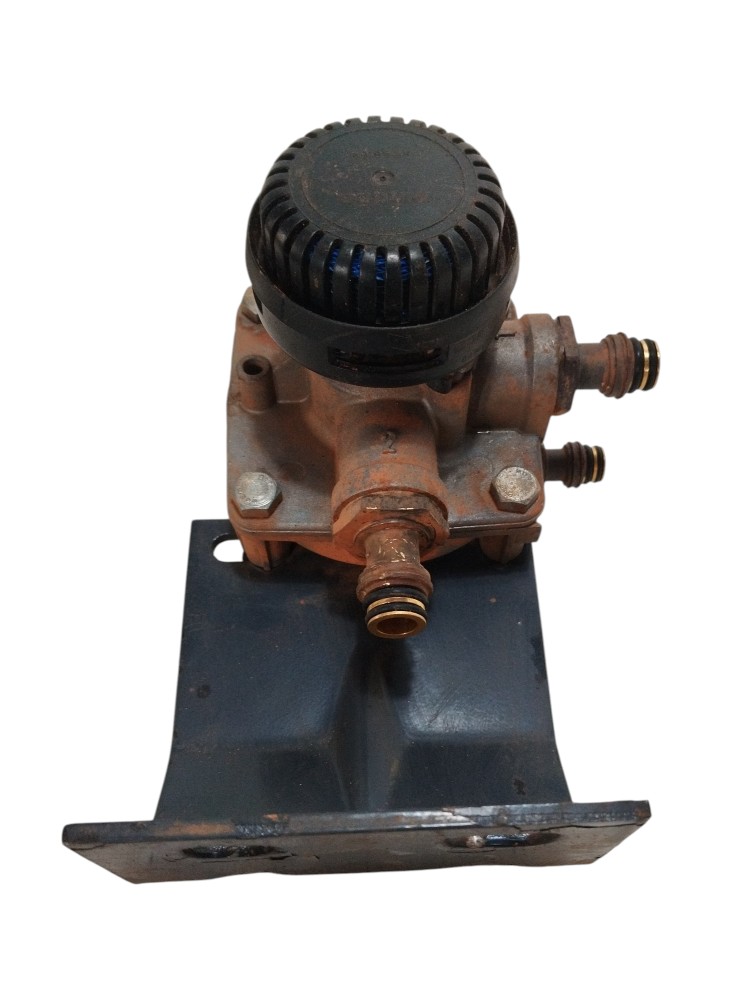 Válvula Relé Com Suporte Volvo Vm330 2021 22984186 20510313 4