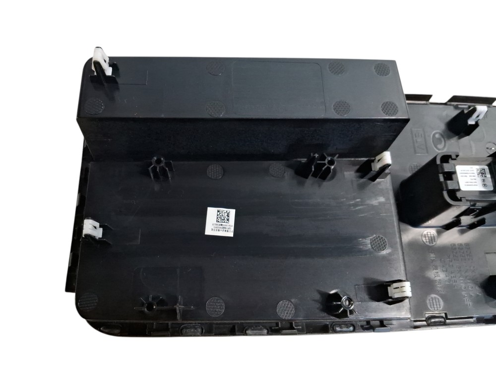 Moldura Para Mancha Gwm Ora 03 Skiw 2024 2025 5305210XNW01A 6