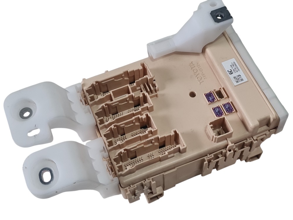 Caixa De Fusiveis Lexus Nx 300h 2019 82730-78011 Original 3