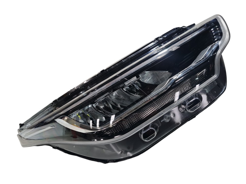 Farol dianteiro direito Fiat Strada 2021 COM LED DETALHE