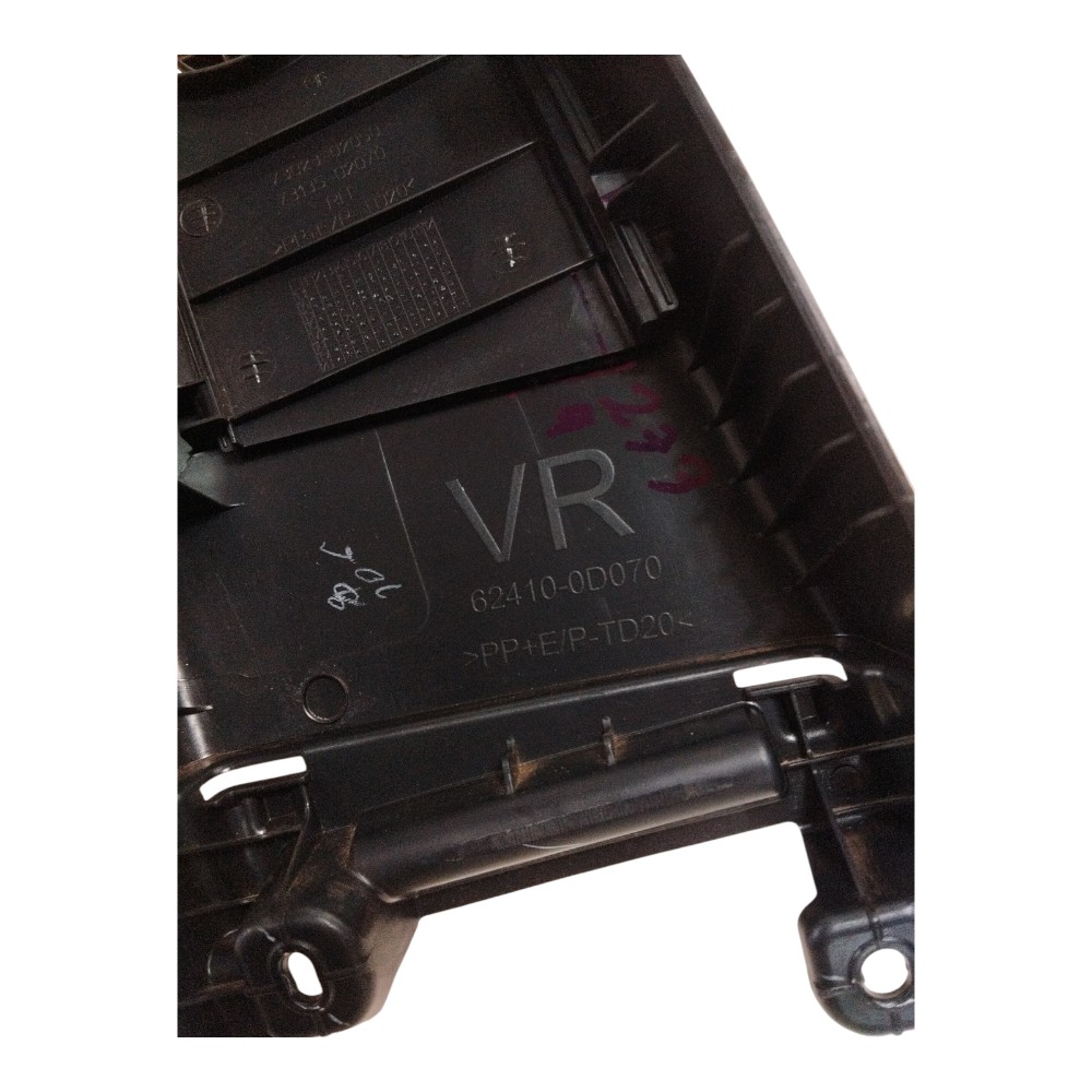 Acabamento Coluna Sup Direita Toyota Yaris 624100d070 2024 9