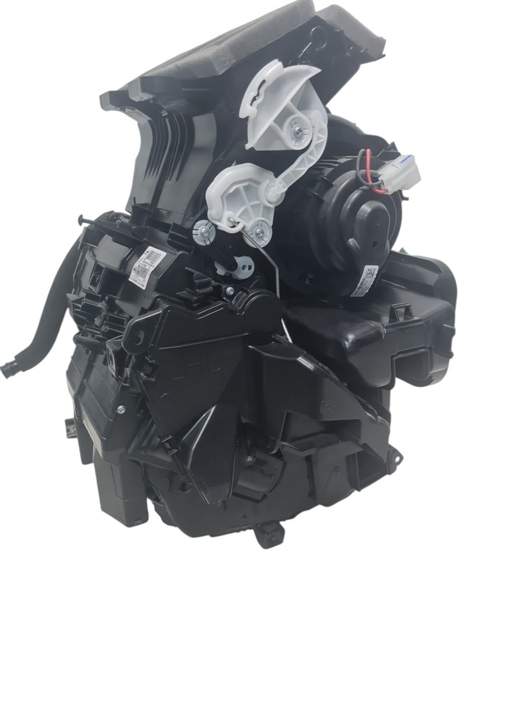 Caixa evaporadora lado esquerdo Nissan Kicks ano 2025 2026