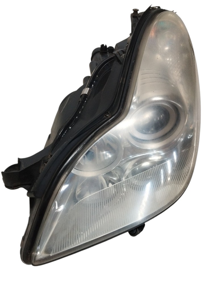 Farol Do Lado Esquerdo Mercedes Cls 500 2005 2006 15967900 Esquerdo/motorista 2