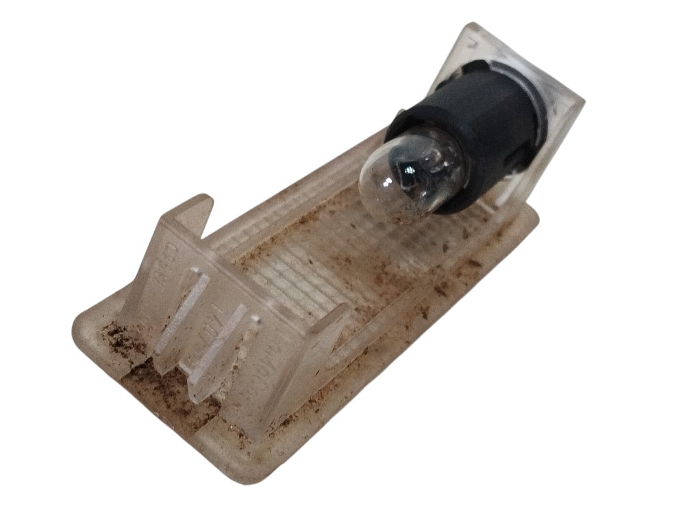 Luz De Cortesia Porta Traseira Dir Land Rover Discovery 4 4