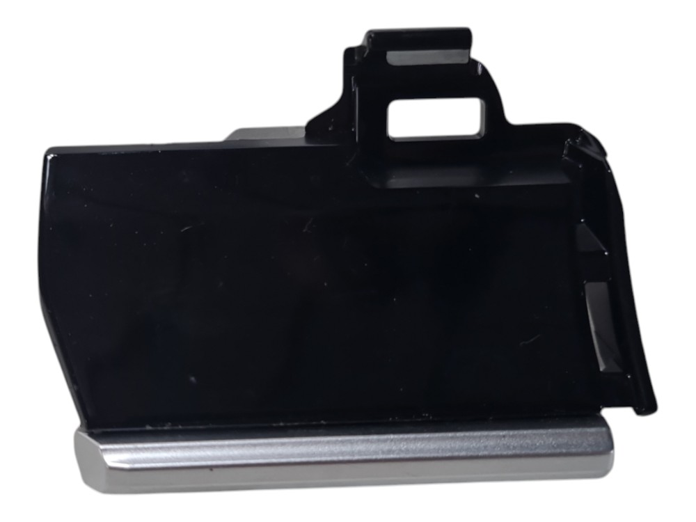 Acabamento esq. Painel Toyota Corolla Cross ano 2025 2026