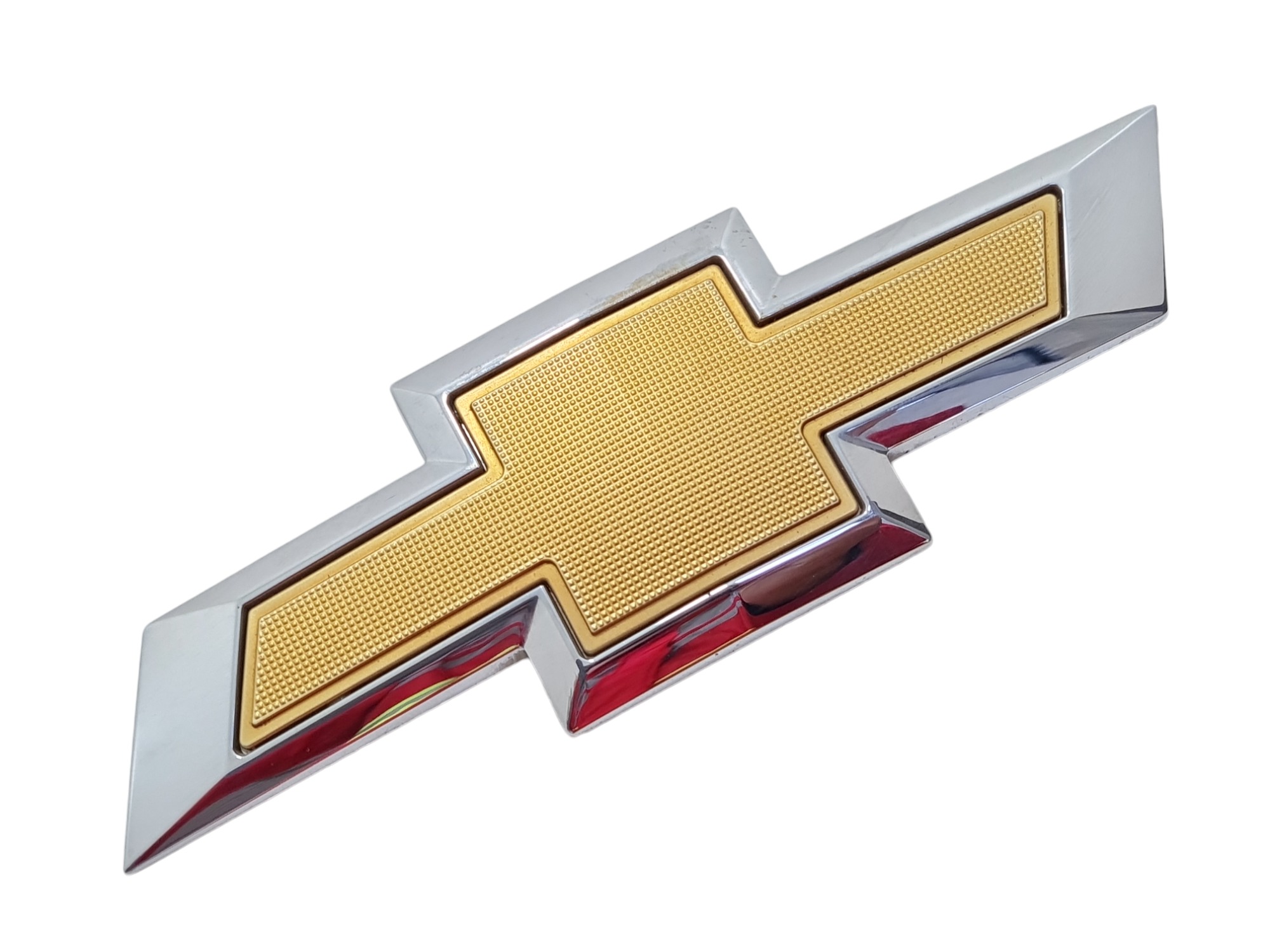 Emblema Traseiro Gravata Gm Tracker / Onix 2022 Original 1