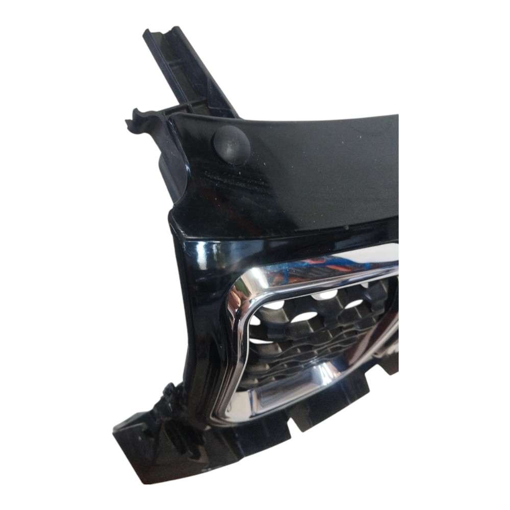 Grade Superior Para-choque Jeep Compass T270 2023 Detalhes 8