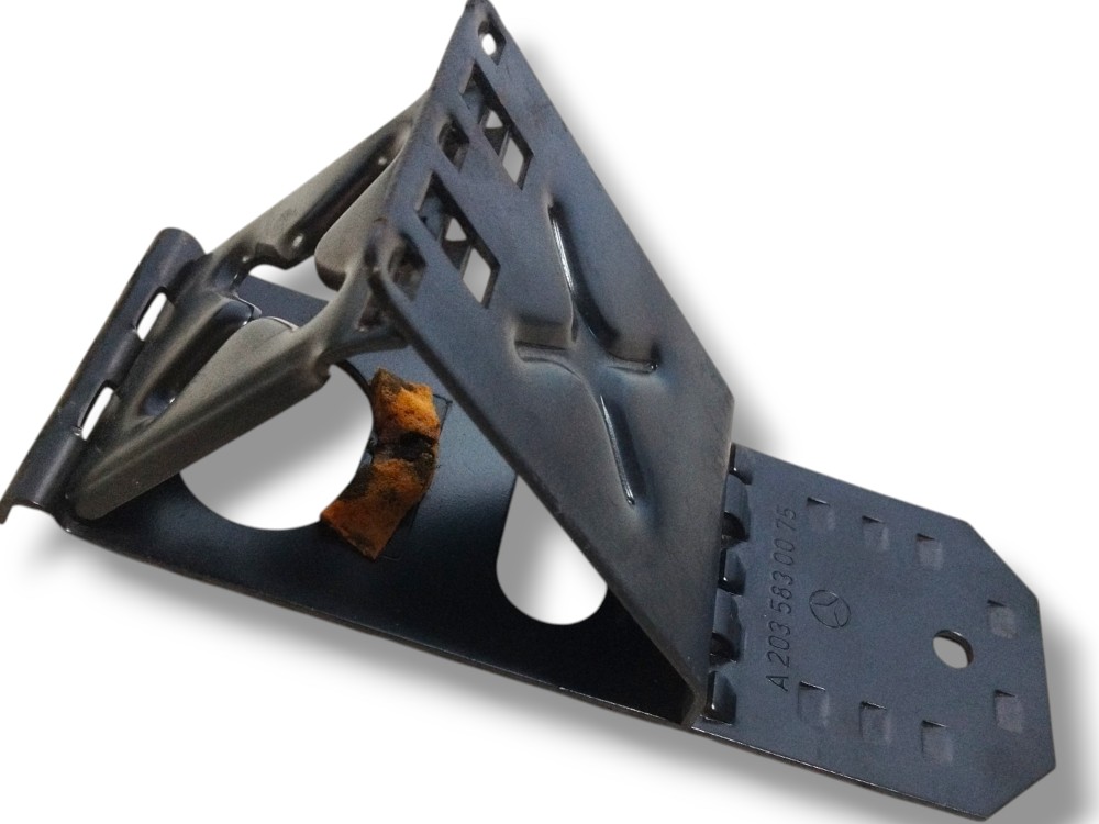 Calço Roda De Metal Mercedes Cls 500 2005 A2035830075