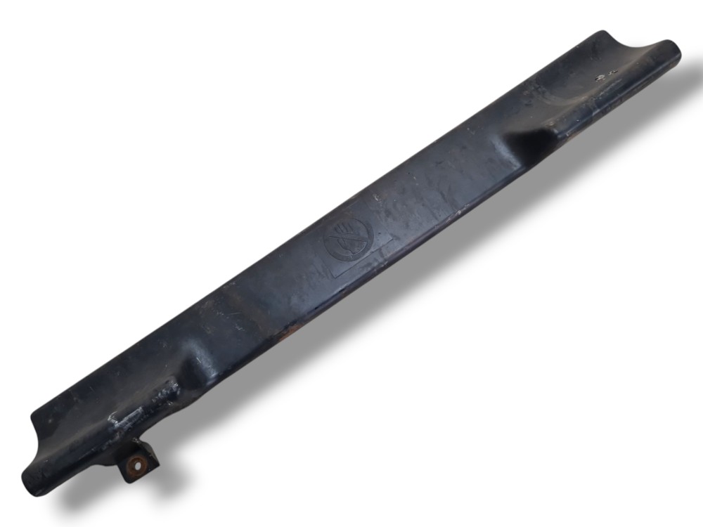 Moldura central parabrisa Volvo VM 2021 2022 5010301659 1