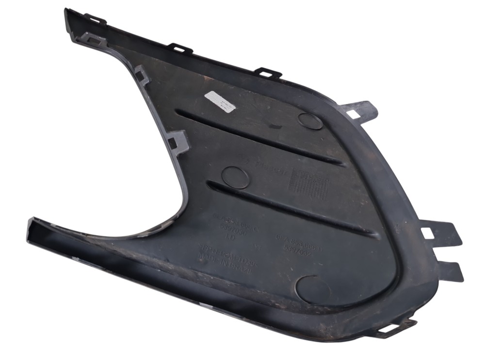 Moldura Farol Milha Direita Vw Polo 2024 6ea853666 Original  Direito 2