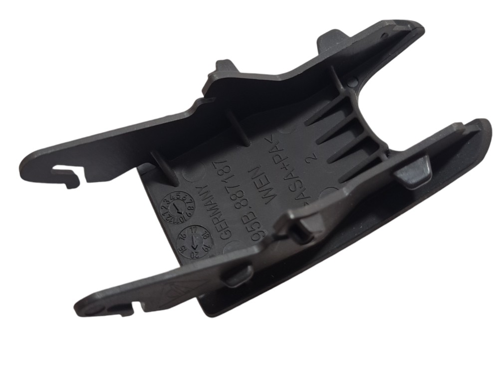 Capa Plástica Isofix Porshe Macan 2021 95b887187 6