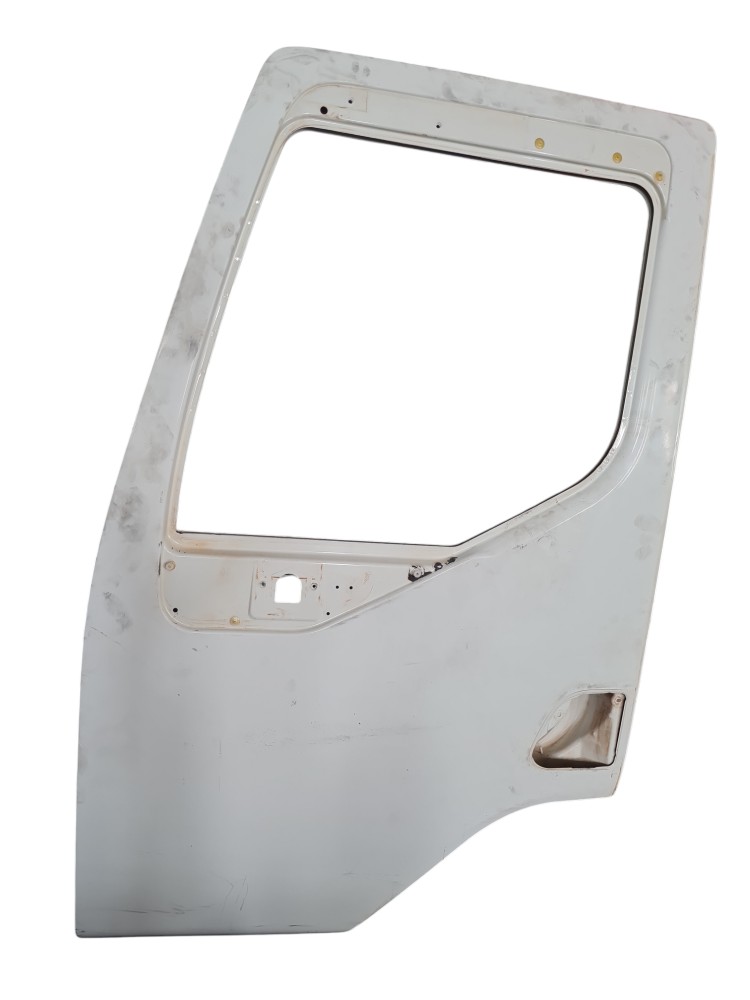 Porta esquerda Volvo VM 330 2021 2022 Filé 4