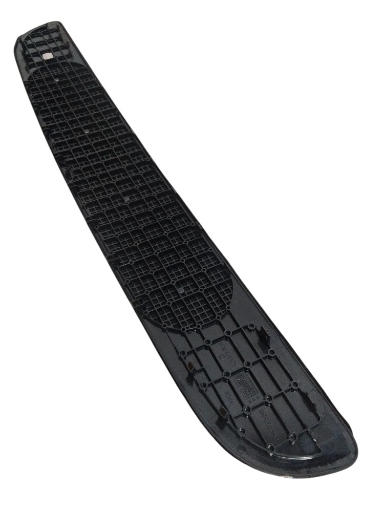Grade Do Auto Falante Traseiro Mercedes Cls 500 2005 2006  Preto 7