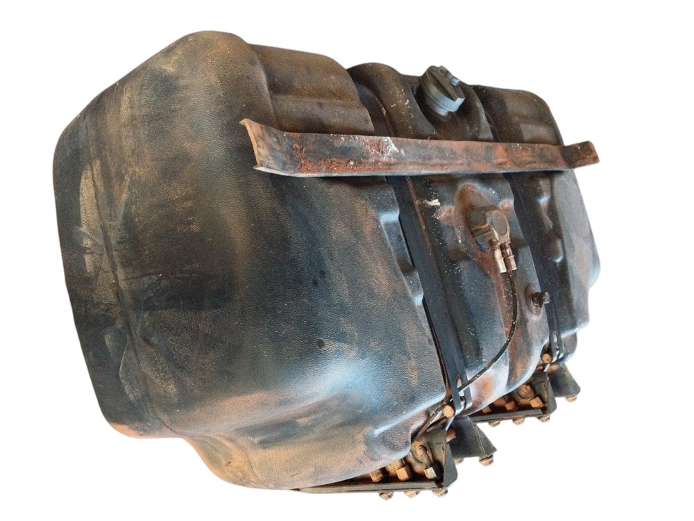 Tanque De Combustível Com Suporte Volvo Vm 330 2021 2022 4