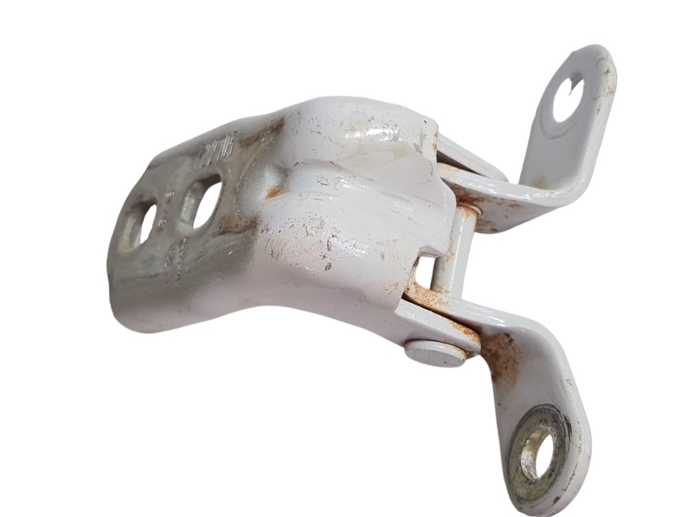 Dobradiça Porta Gm Tracker / Onix 2023 Original 4