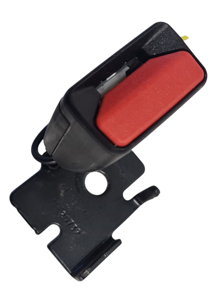 Engate cinto traseiro direito Volvo V40 2017 31292085 4
