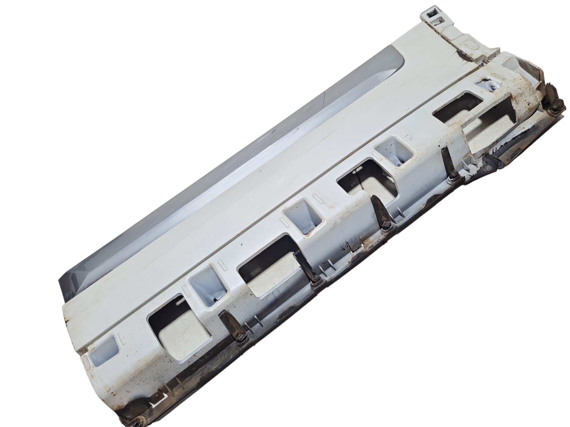Base Friso Porta Traseira Esquerdo Chery Tiggo 8 22 Detalhe 1