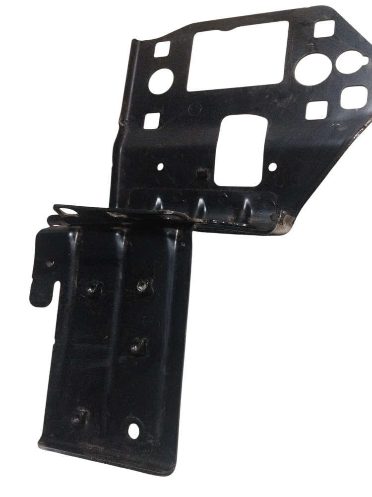 Suporte de montagem do paralama Audi Etron 2022 ORIGINAL 2