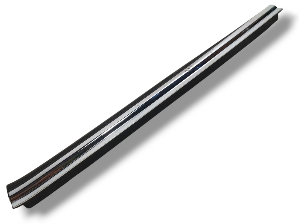 Soleira Dianteiro Lado Direito Mercedes Cls 500 2005 2006 Preto 1