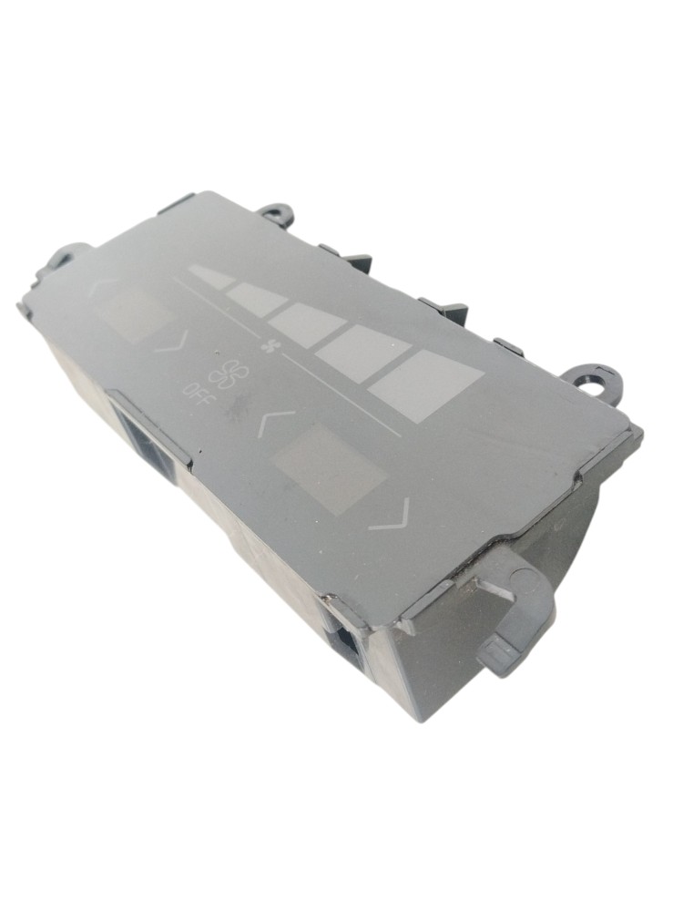 Display Ar Condicionado Traseiro Volvo Xc90 2017 P31346788 4