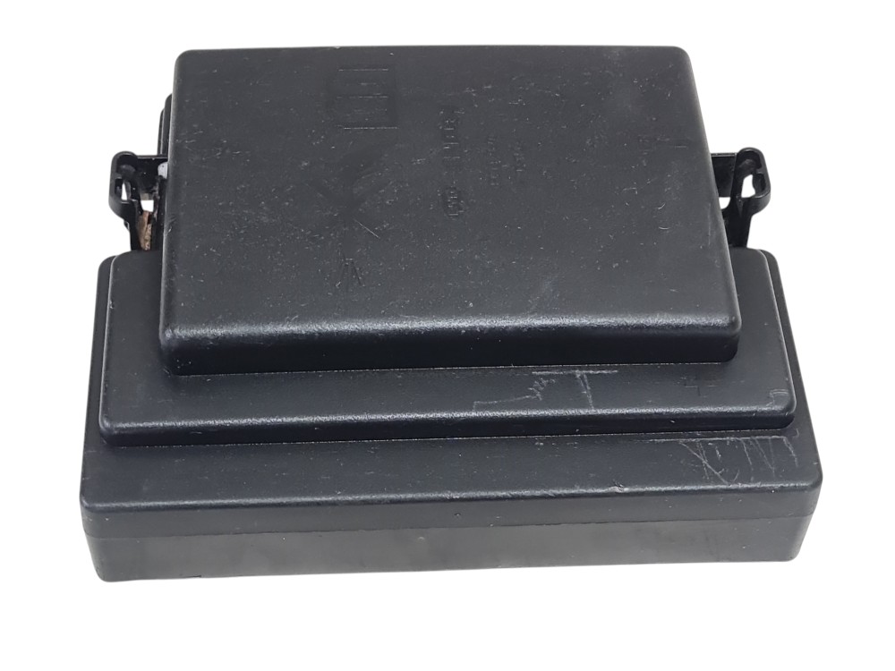 Capa Caixa Fusíveis Byd Tan 2024 Steb-3722500 2