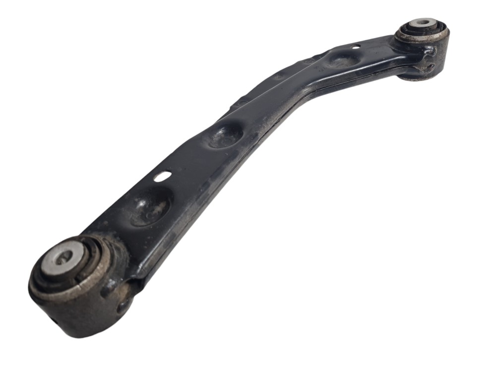 Braço suspensão superior traseiro Volvo XC90 D5 2017 4
