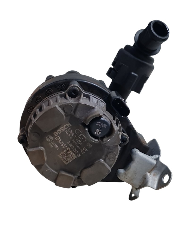 Bomba De Água Bmw I3 2022 860028506 Original 3