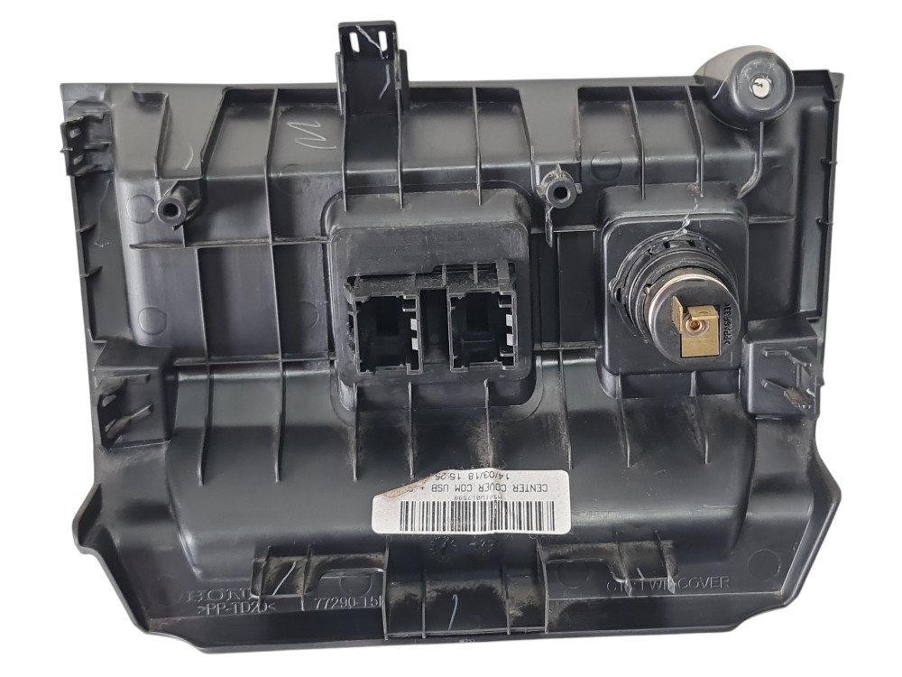 Moldura Tomada Acab Entrada 12v Usb Honda Wrv 2015 A 2021 3