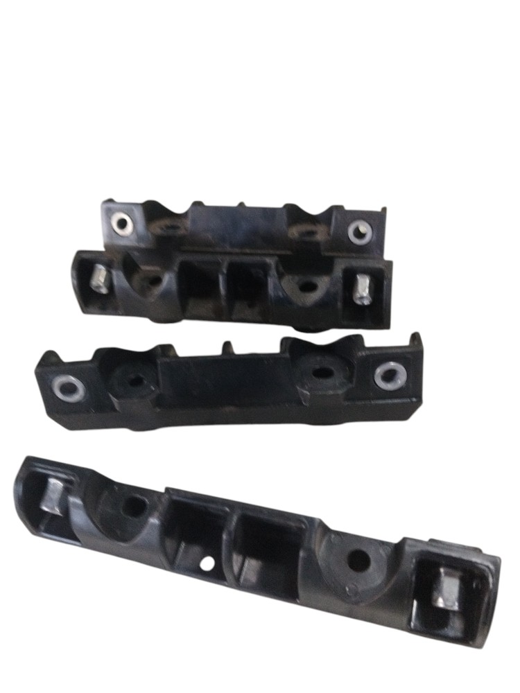 Conjunto suporte Rack de teto do Nissan Kicks 2024 ORIGINAL 3