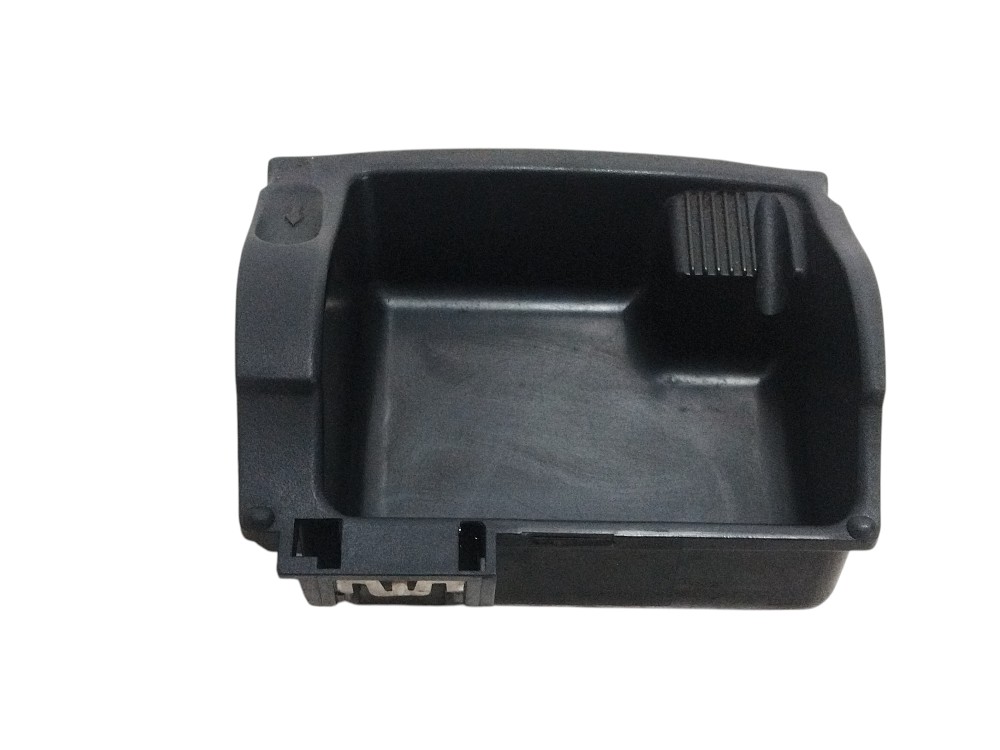 Porta treco Mercedes ClasseC C230 2002 2003 A2036800130 2