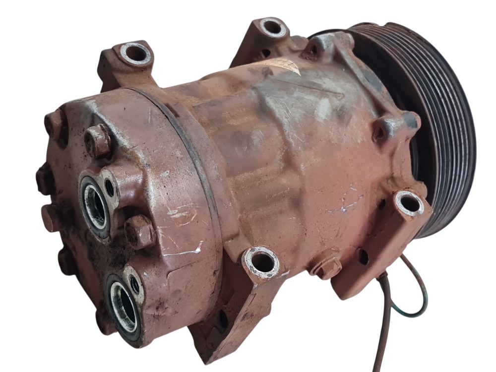 Compressor ar condicionado Mercedes Actros 2651 2022 DETALHE 3