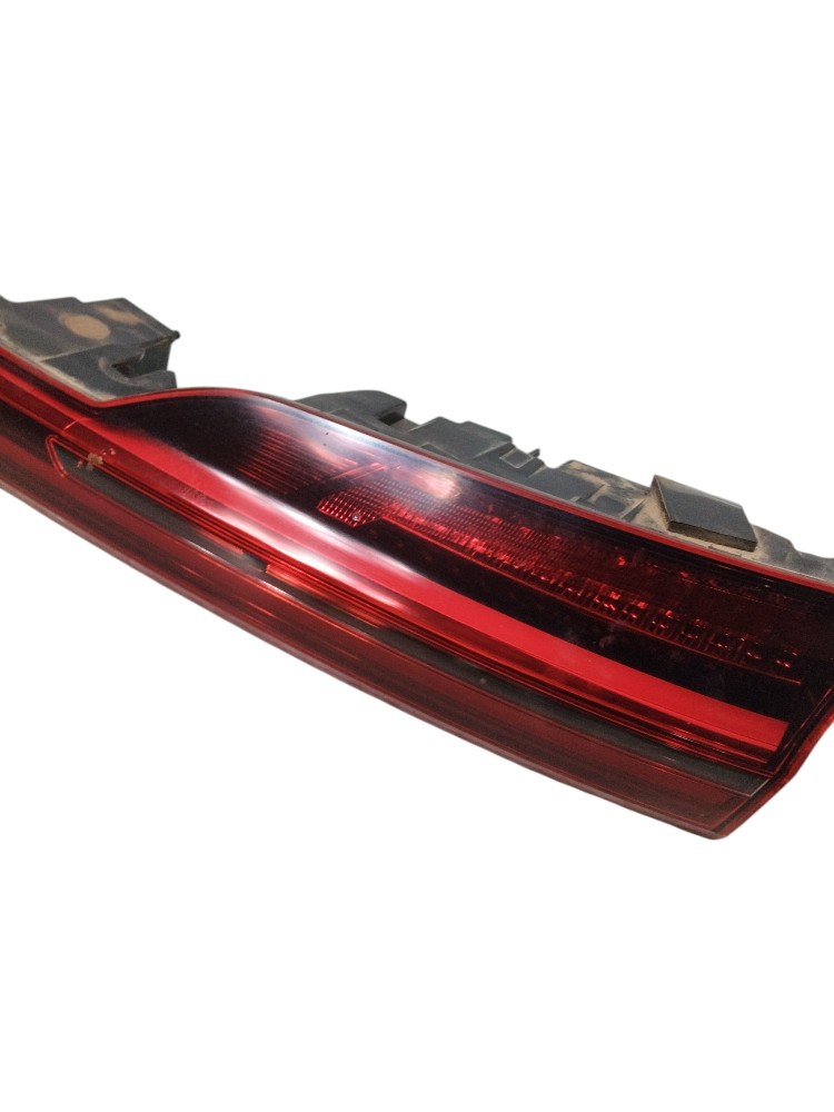 Lanterna Traseira Central Led Original Audi Etron 2022 2022 Ambos Lados Vermelha 4
