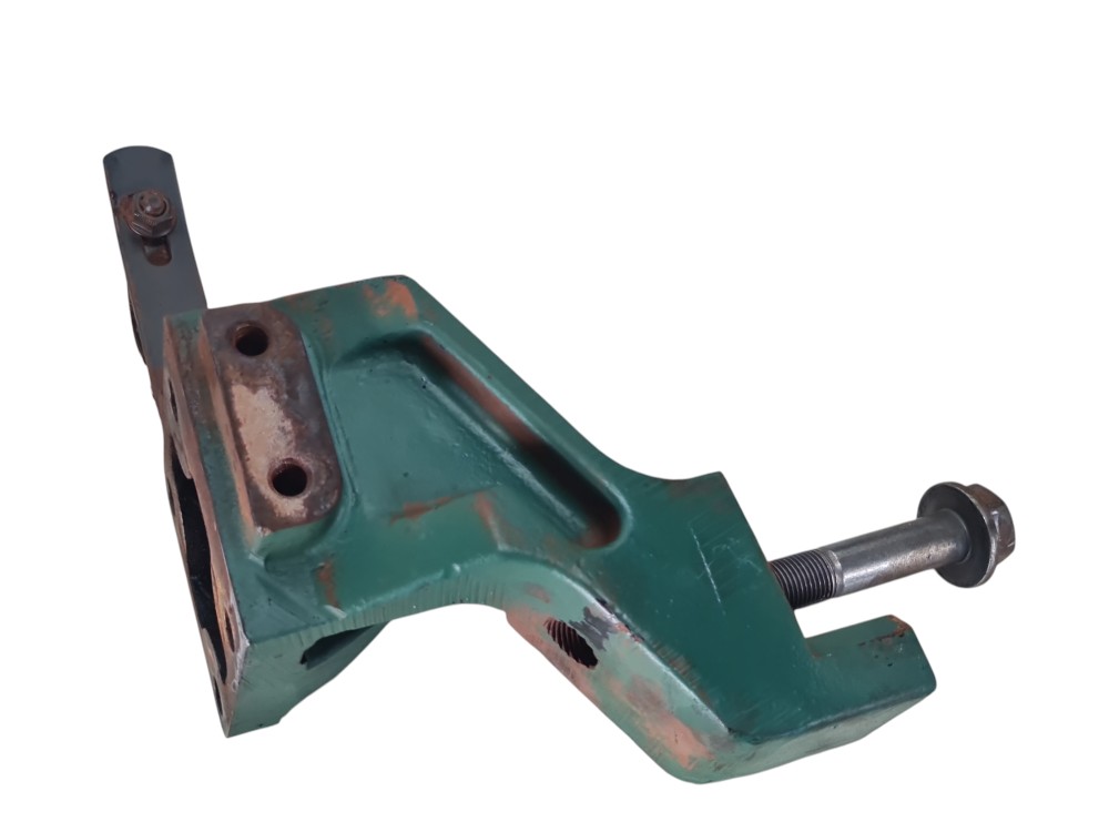 Suporte traseiro direito motor Volvo VM 330 2021 2022 3