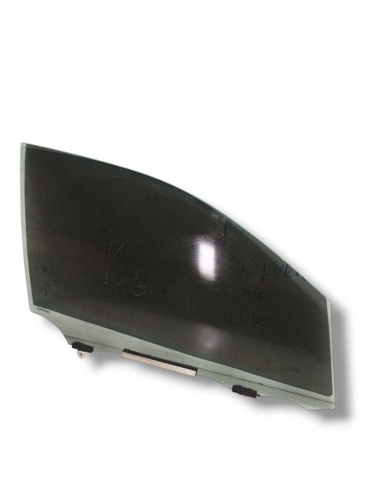 Vidro porta dianteiro direito Toyota Corolla Cross 2025 2026