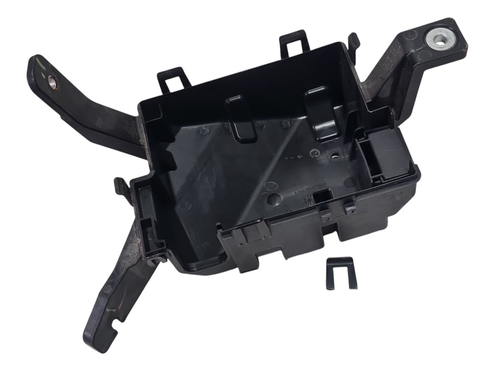 Capa Inferior Caixa Fusíveis Byd Tan 2024 Ste-3722600 2