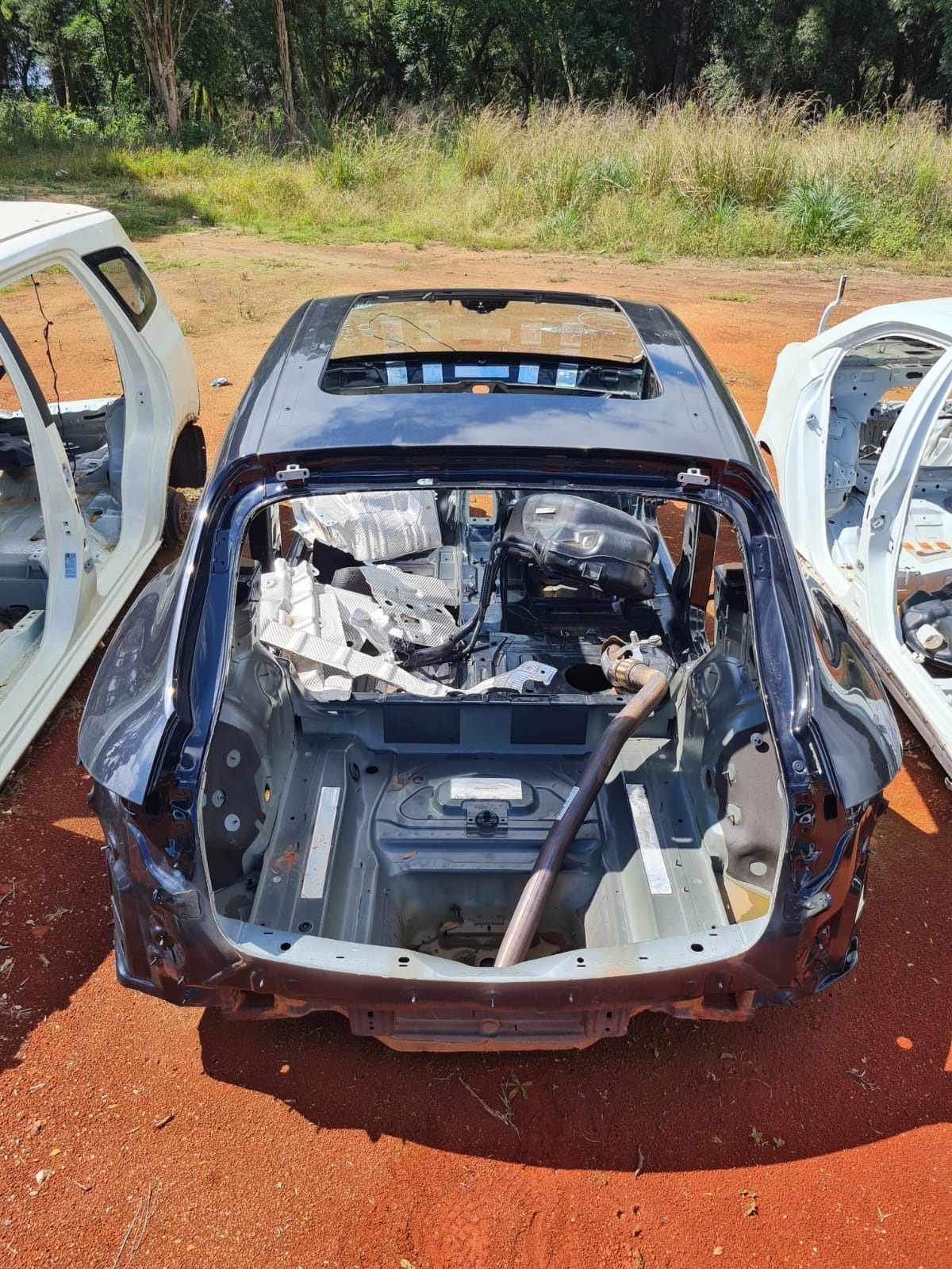 Traseira Baixa Corte Lataria Porsche Macan 2021/2022 10