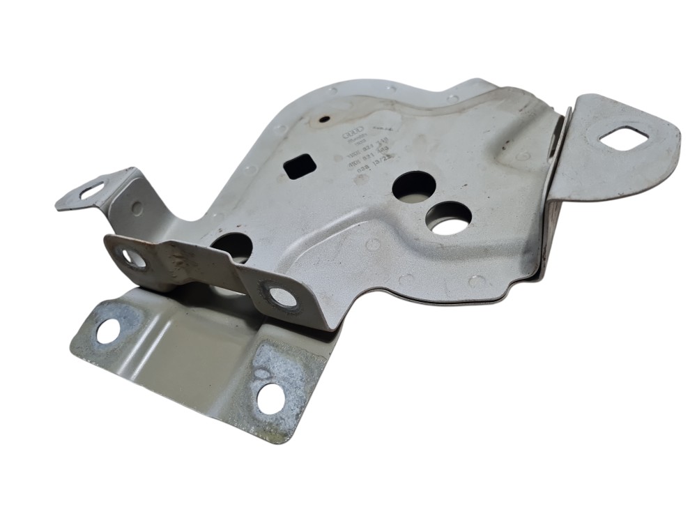 Suporte de montagem de asa esquerdo audi etron 2022 original 4