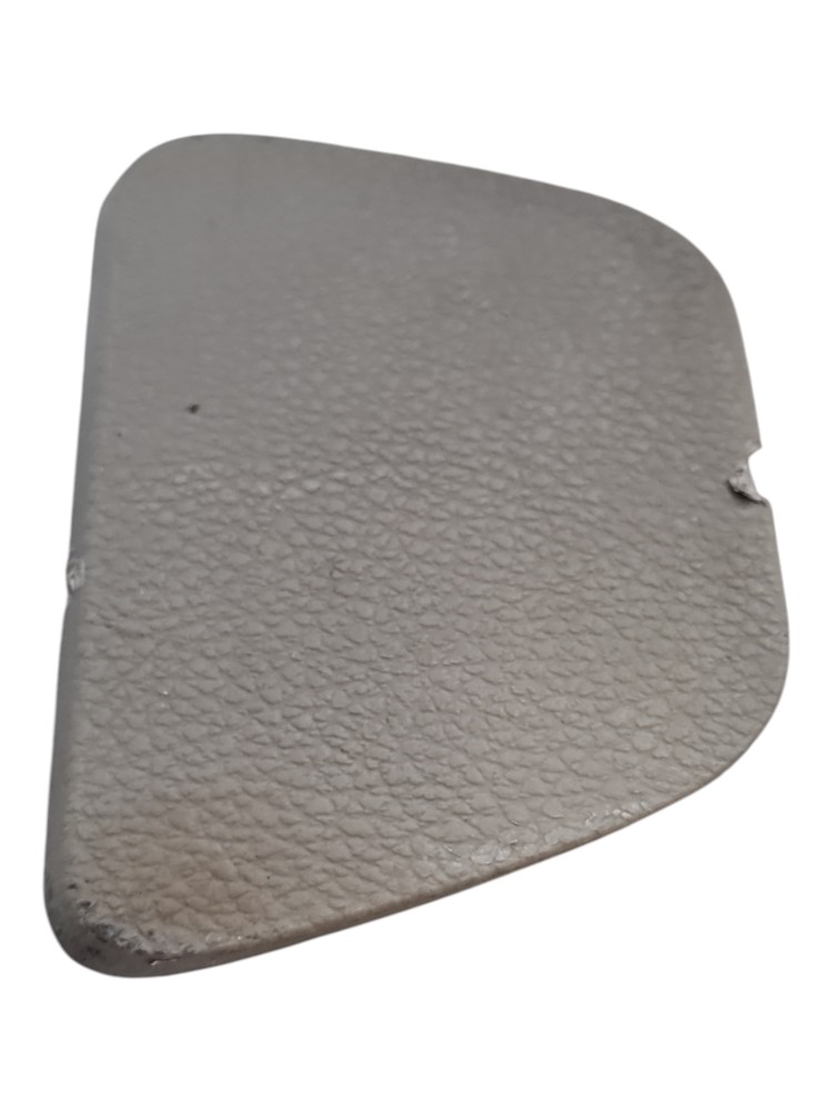 Protetor Parafuso Porta Malas Chevrolet Captiva Sport 2009 3