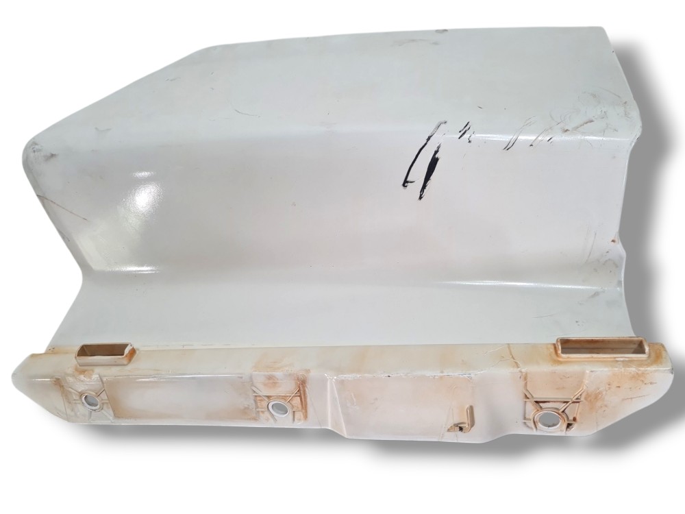 Extensão porta esquerda Volvo VM 330 2021 2022 ORIGINAL