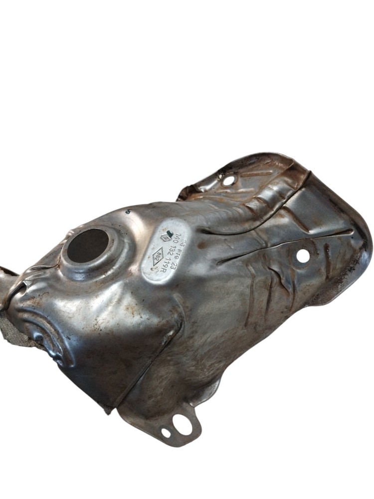 Defletor protetor de calor Renault Sandero Logan ORIGINAL 1