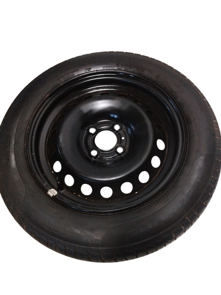 Roda de ferro aro 15 4×100 com pneu 185 65 Pirelli 2